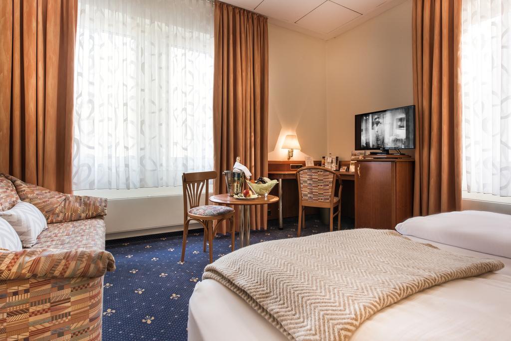 Akzent Hotel Koehler Gießen المظهر الخارجي الصورة